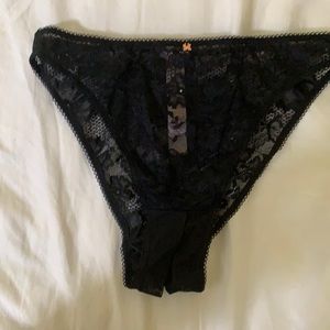 Savage X Fenty High Leg Crotchless Lace